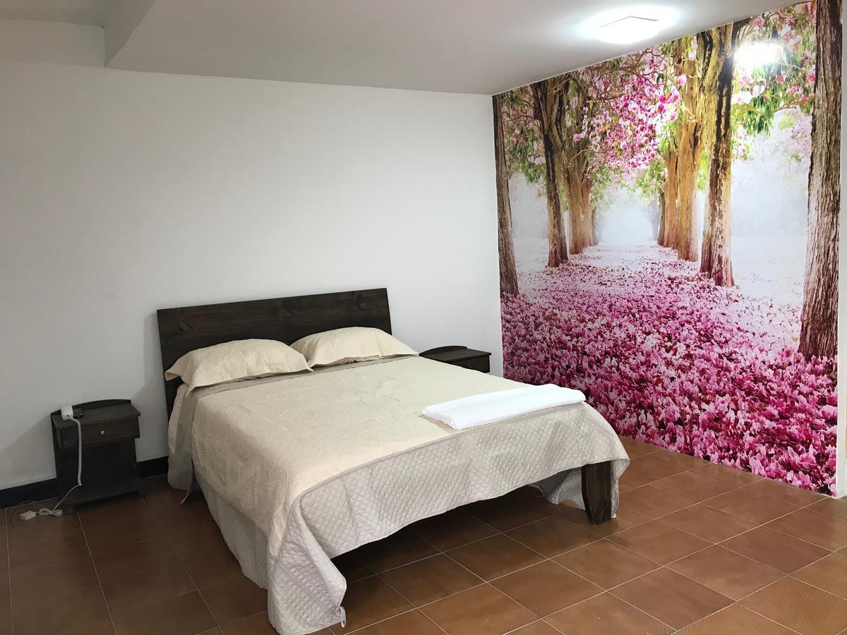 Spica Casa Hotel Cali Exteriör bild